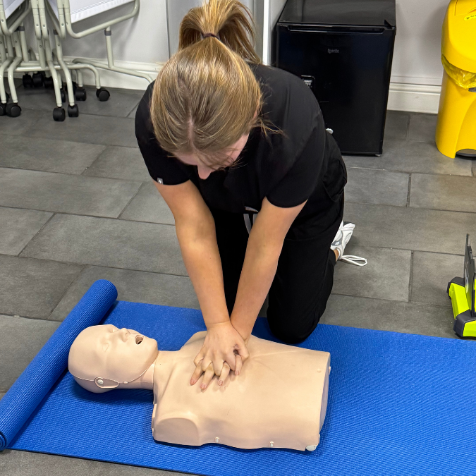 Level 3 Award in Basic Life Support and Management of Anaphylaxis